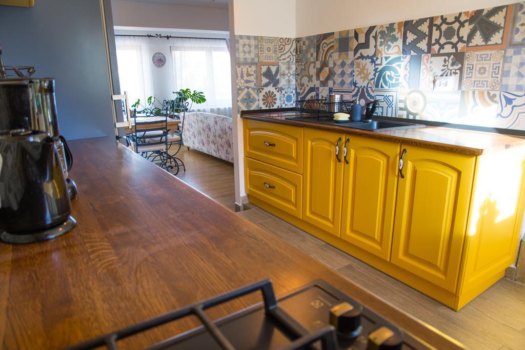 Silvia's Apartment